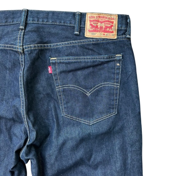 Vtg 90s Levi’s 559 Dark Wash Relaxed Straight Jeans 40x32 - Picture 3 of 8